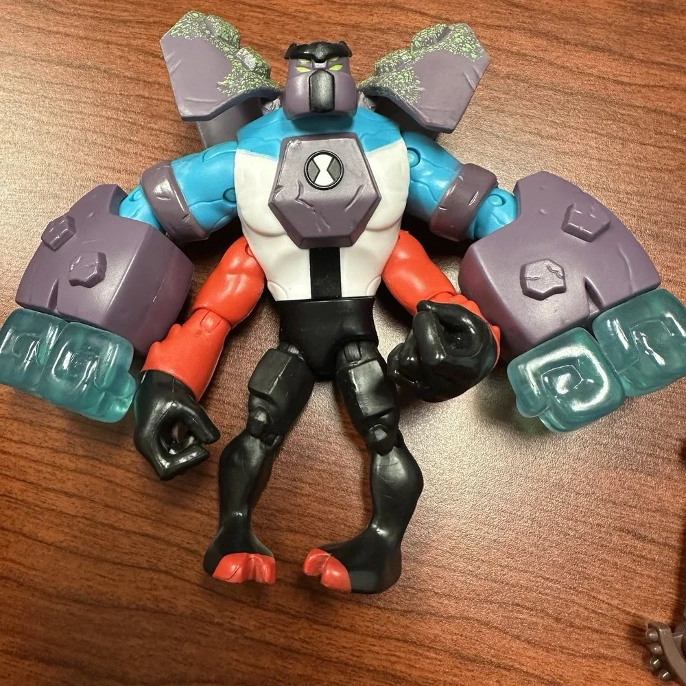Ben 10 Action Figure Lot — Omni-Enhanced Four Arms & Dr.‎ Psychobos